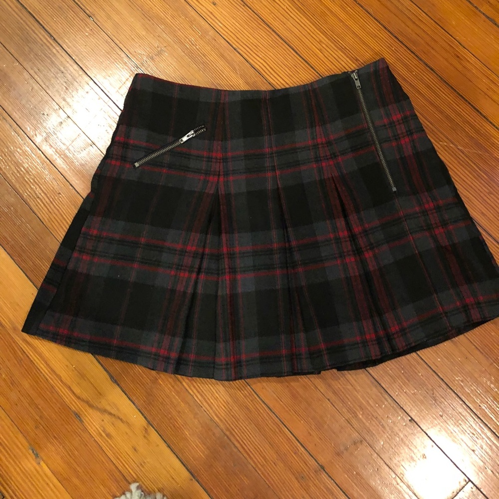 🎉 Plaid Skirt